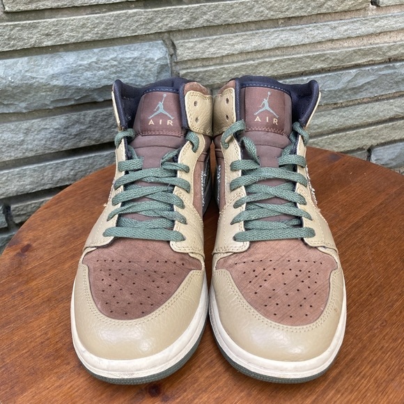 Size 8.5 - Jordan 1 Retro Armed Forces - 325514-231 main image 4